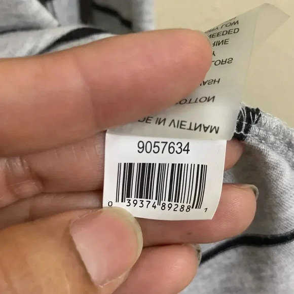 Two by Vince Camuto | Nova Blouse Grey. - Picture 7 of 11
